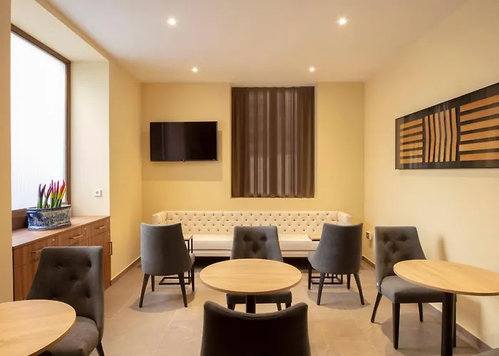 Sh Suite Palace (Adults Only)
